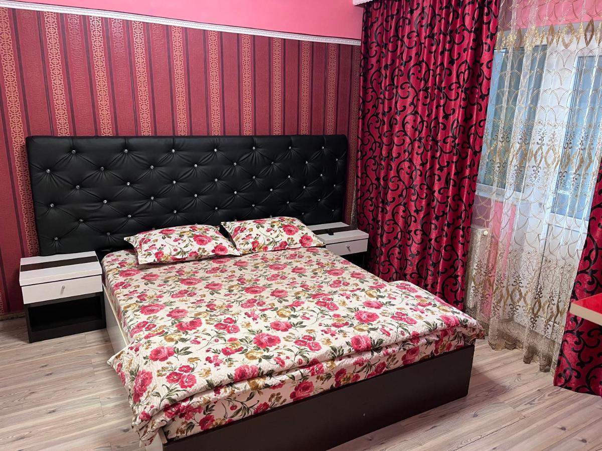 Apartament In Centrul Orasului Bacău Eksteriør bilde